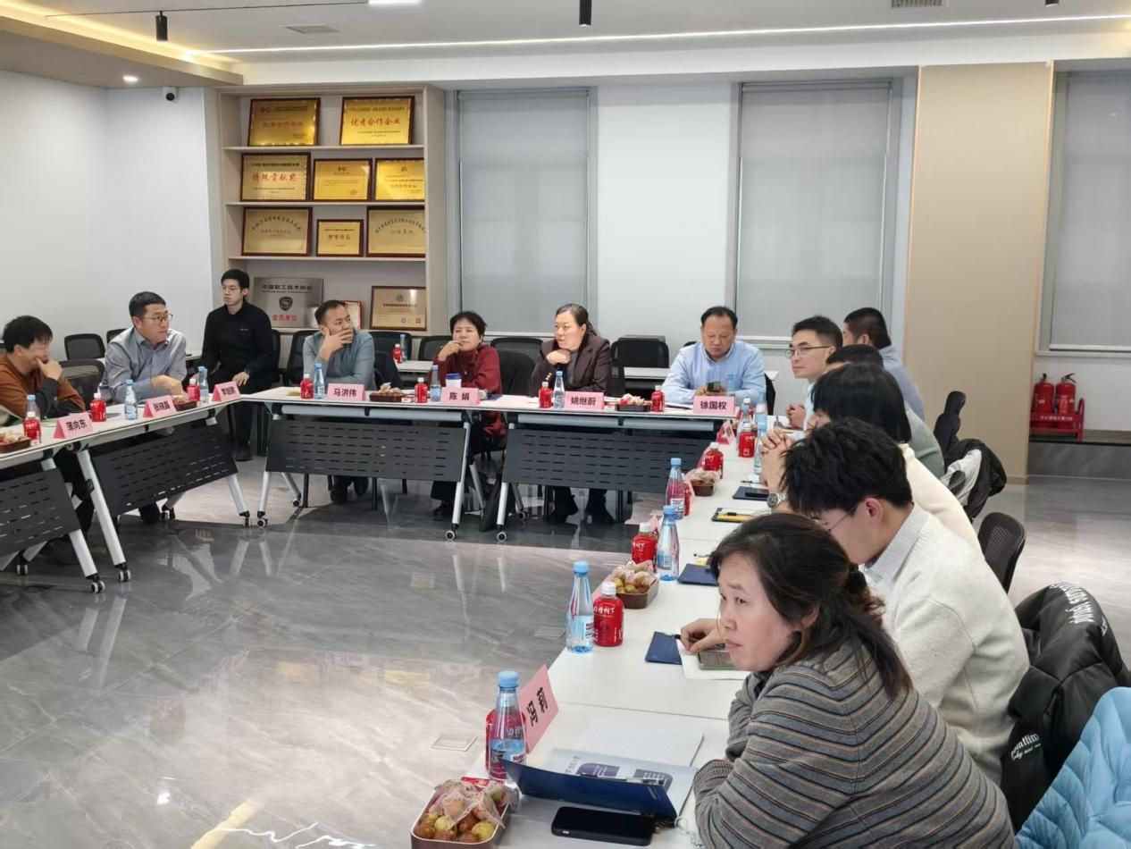 1c9cda0ee3a7919c9b2d51f8503f6382_