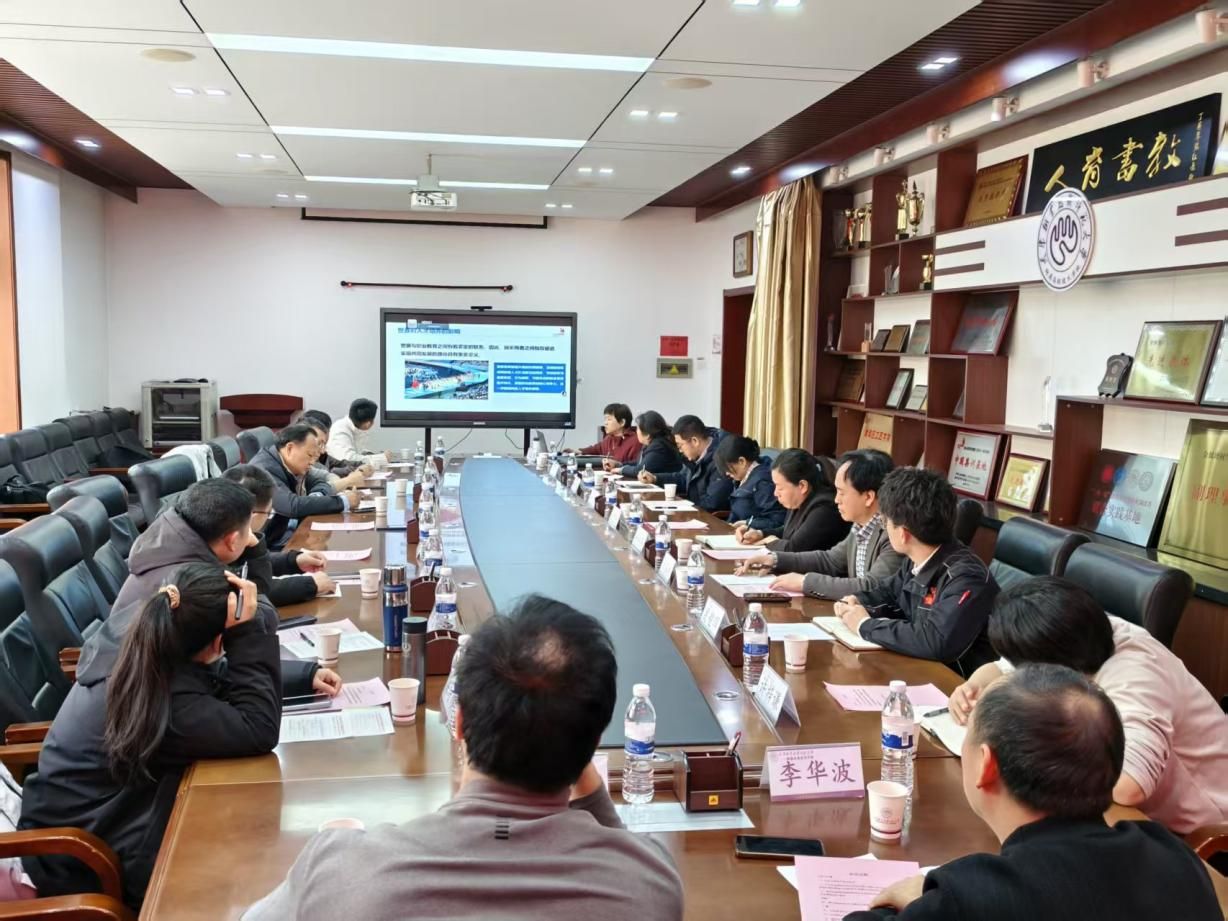 10c9810a7f586578f5af0f740a6251e4_